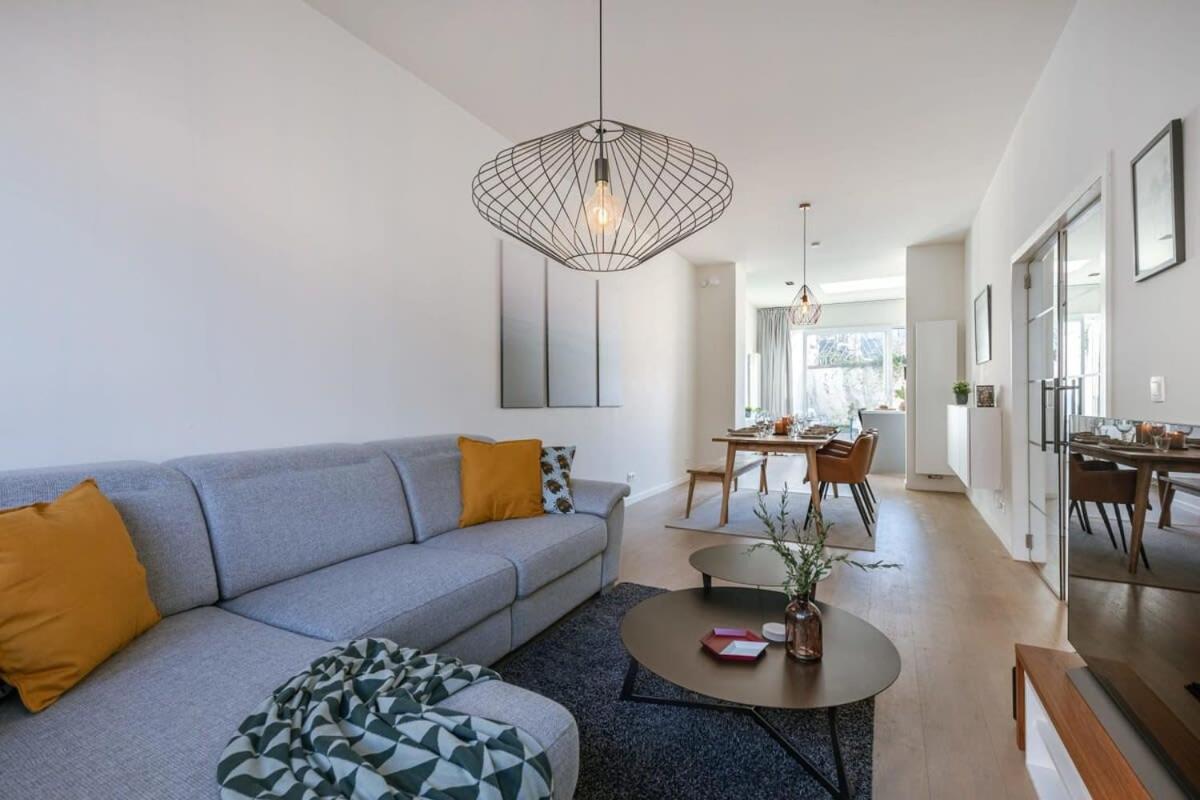 アントウェルペン House With Large And Sunny Terraceヴィラ エクステリア 写真