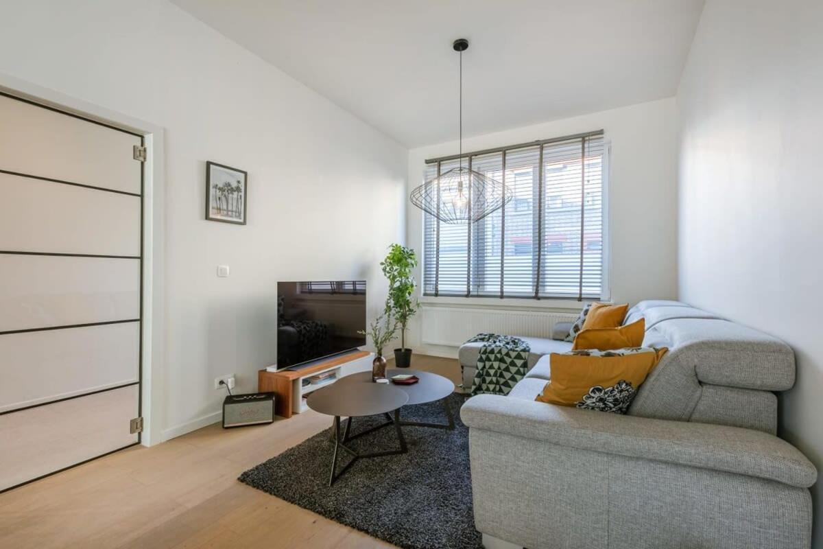 アントウェルペン House With Large And Sunny Terraceヴィラ エクステリア 写真